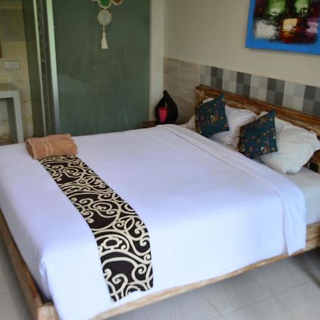 Asung Guesthouse Canggu Esterno foto