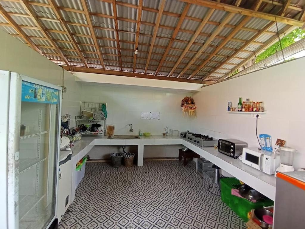 Asung Guesthouse Canggu Esterno foto