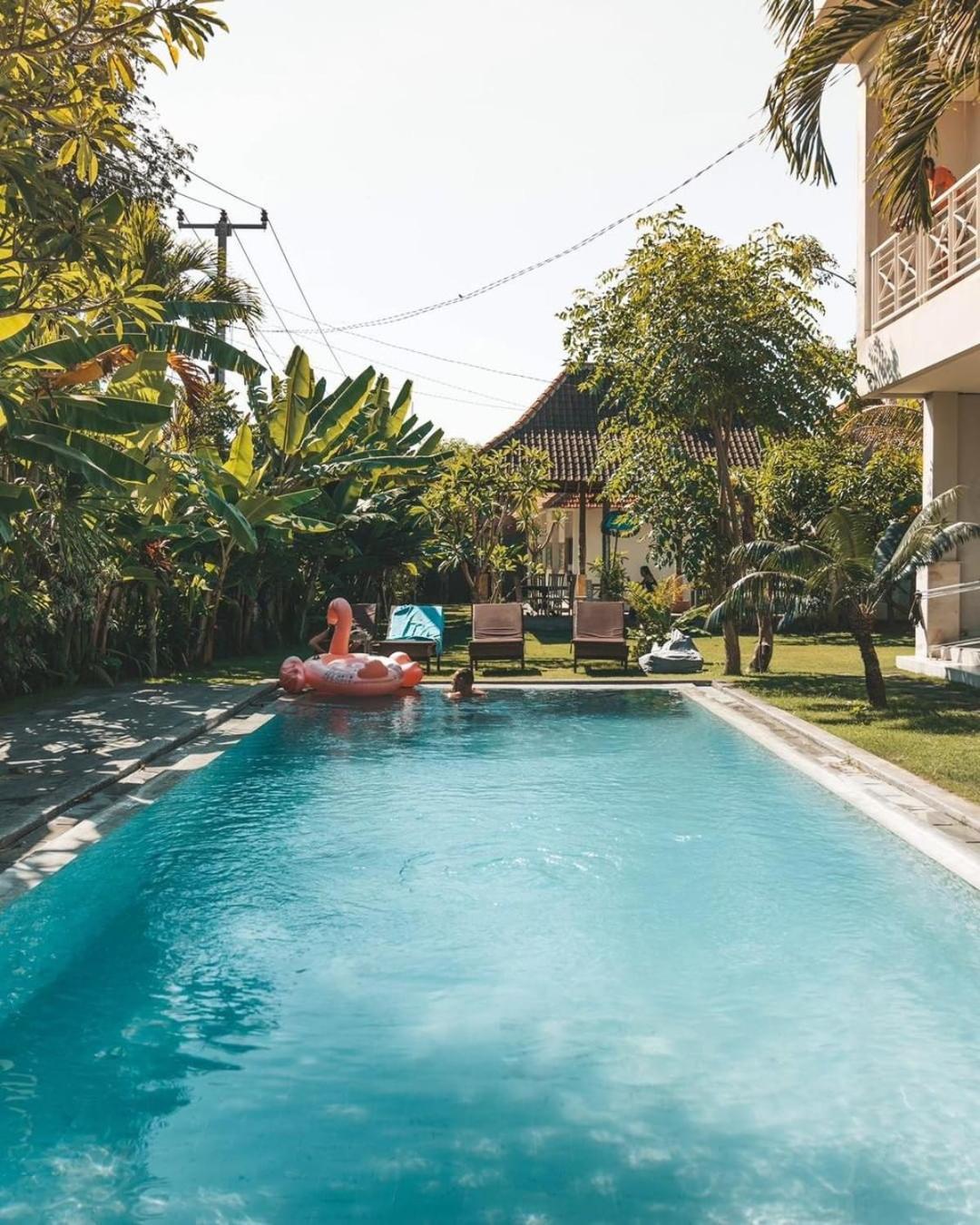 Asung Guesthouse Canggu Esterno foto