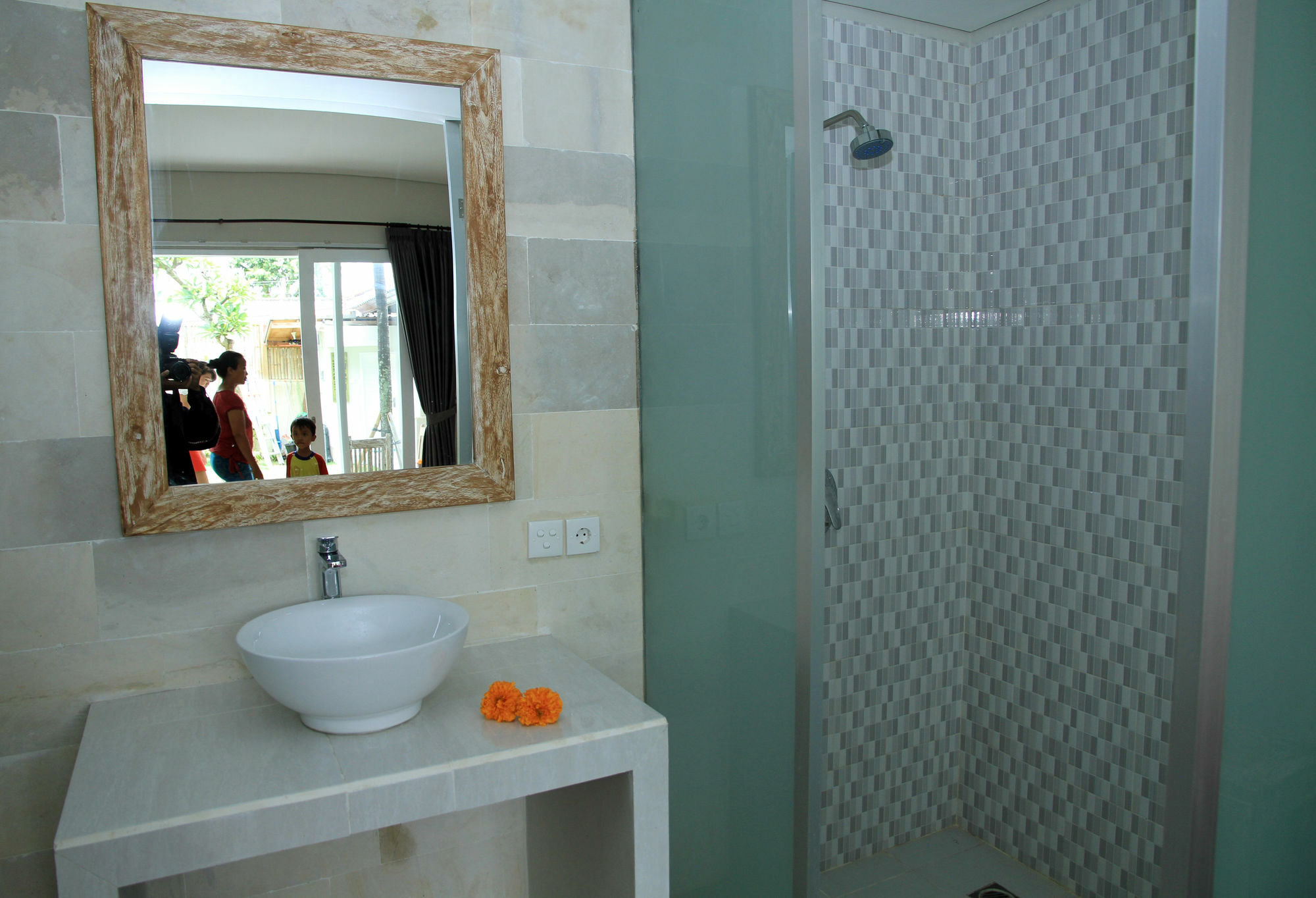 Asung Guesthouse Canggu Esterno foto