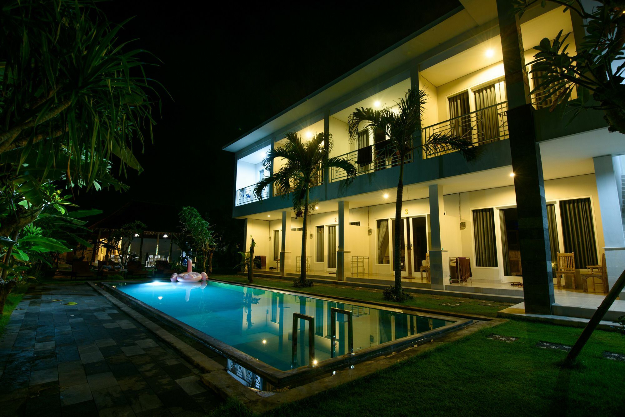 Asung Guesthouse Canggu Esterno foto