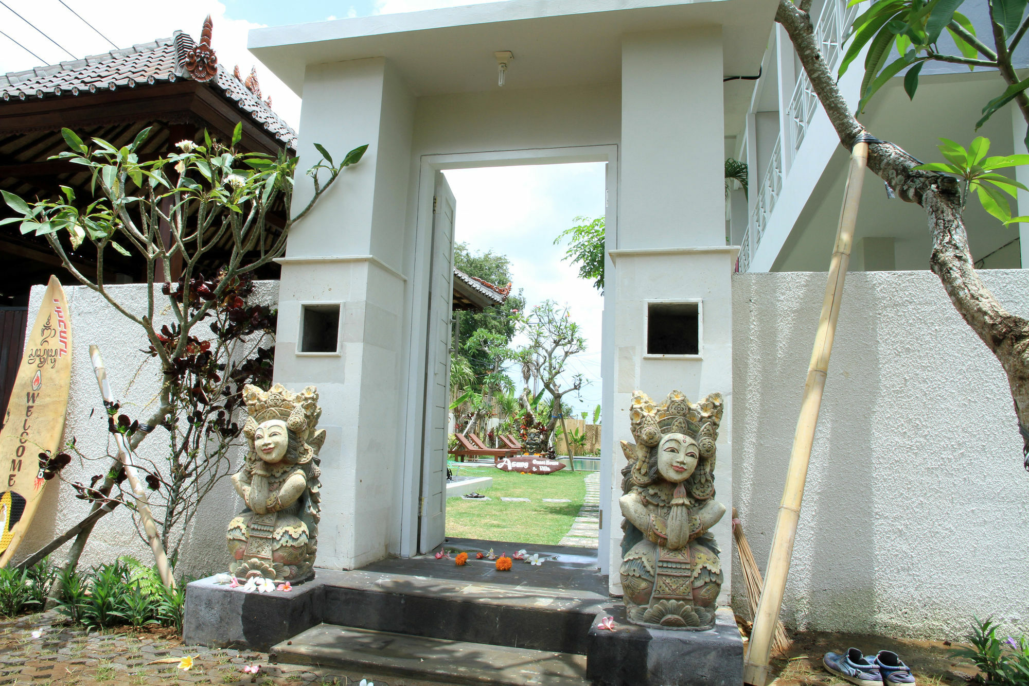 Asung Guesthouse Canggu Esterno foto